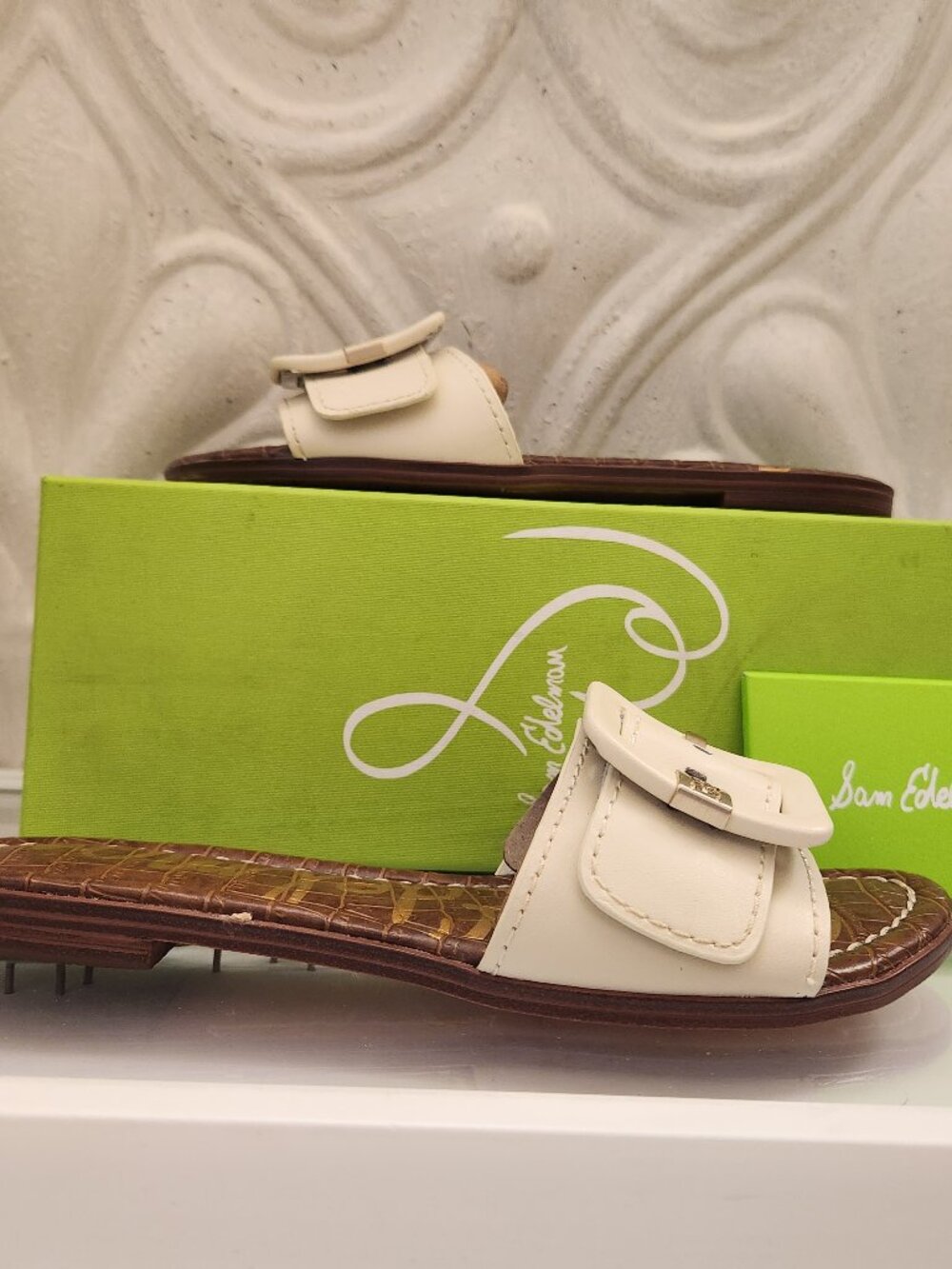 Sam Edelman "Gaige" Ivory Leather Sandals. NIB. Size: various